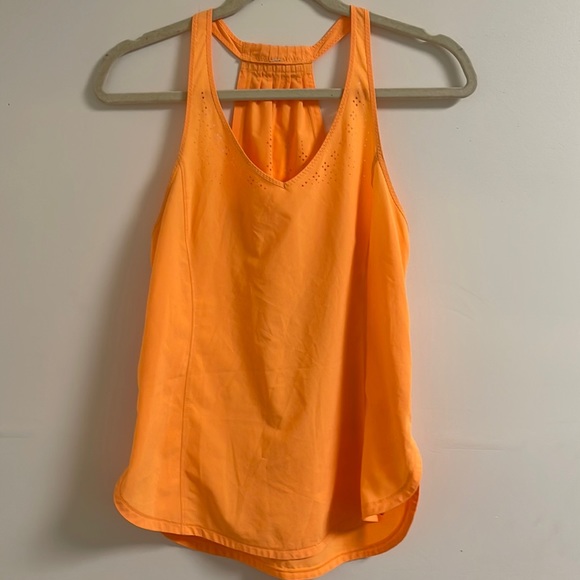 Lululemon Athletic Top - Picture 8 of 8